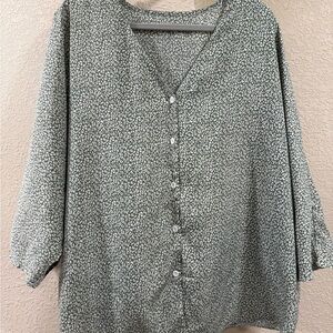 V-neck button up blouse